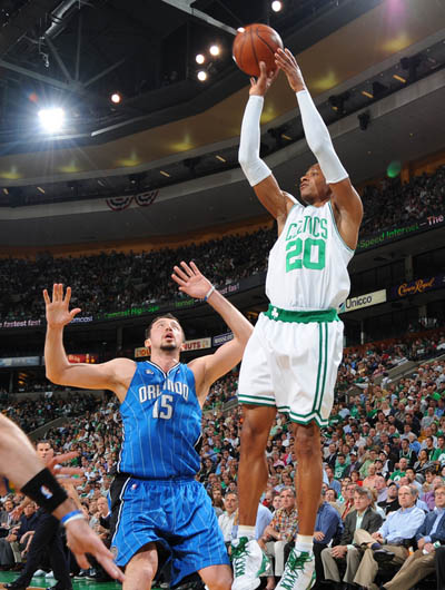 并拿出精准 并拿出精准