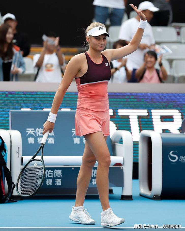 背景和成就 背景和成就